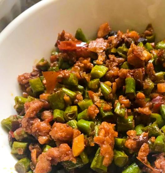 Long beans with vegan mince 肉末豆角