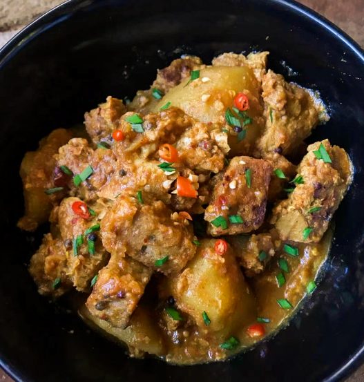 Vegan Devil's Curry Eurasian Curry Debal