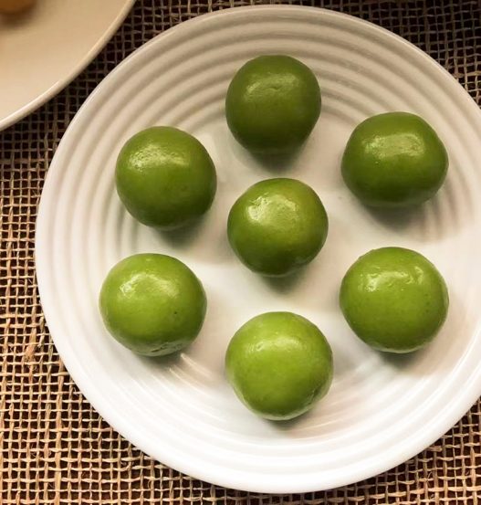 Qing Tuan / Green Spring Dumplings 青团